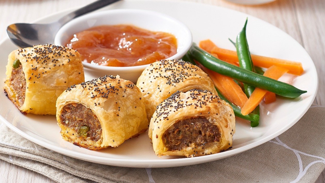 Lamb Korma Sausage Rolls Recipe Unilever Food Solutions Uk