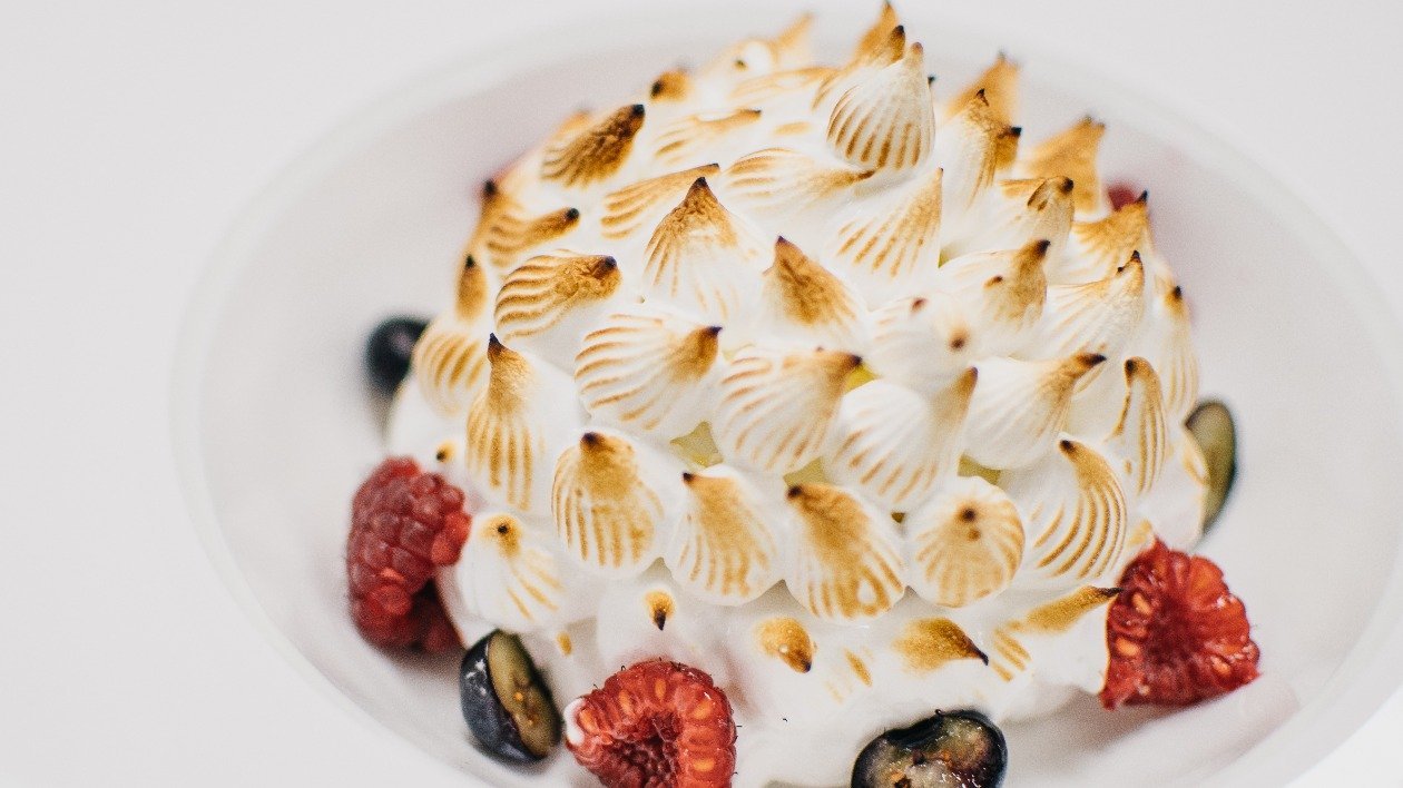 Limoncello Baked Alaska – recipe Limoncello Baked Alaska – recipe