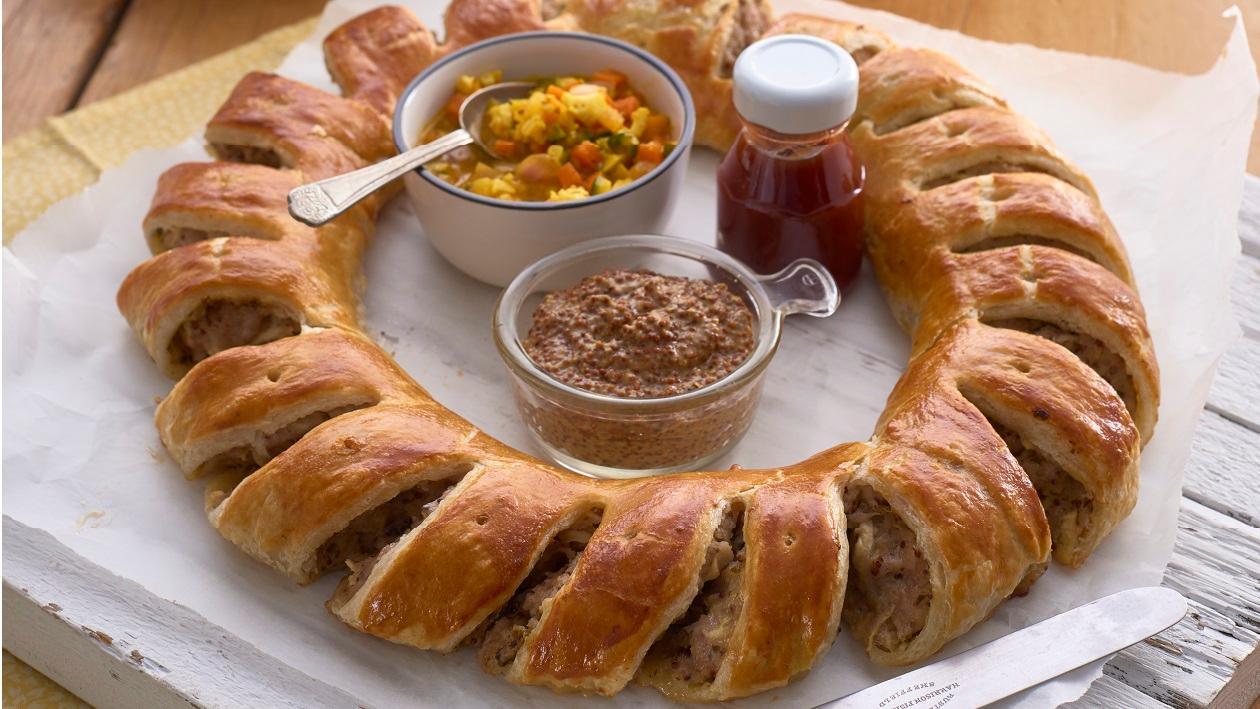 Mustard Glazed Sausage Apple Roll Recipe Unilever Food Solutions Uk
