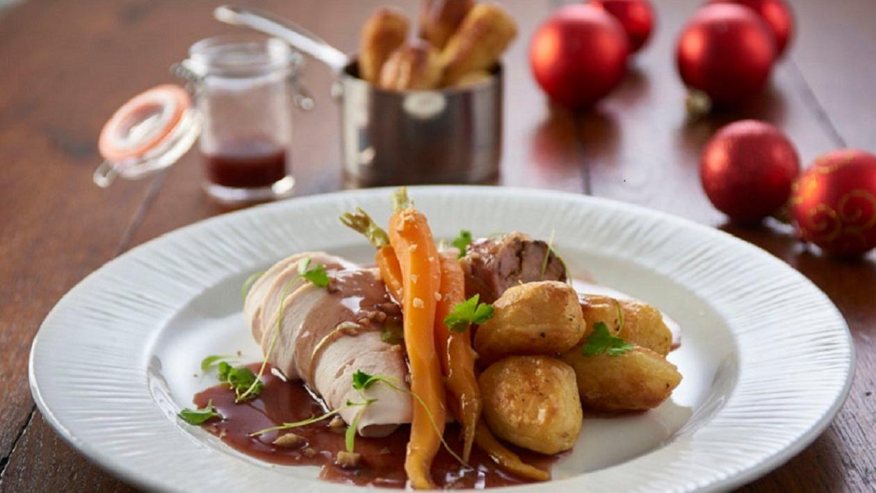 Roast turkey crown with port gravy and pork stuffing – recipe Roast turkey crown with port gravy and pork stuffing – recipe