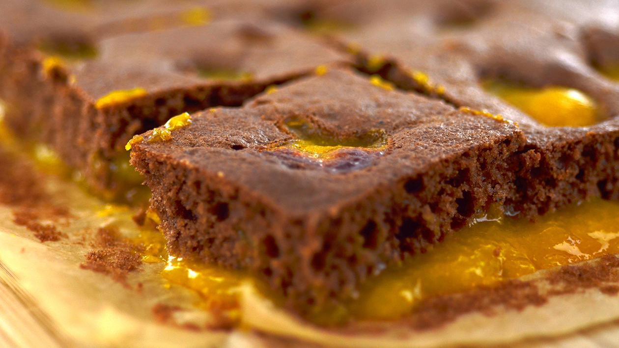 School baking - chocolate puddle pudding with mandarin puree – recipe School baking - chocolate puddle pudding with mandarin puree – recipe