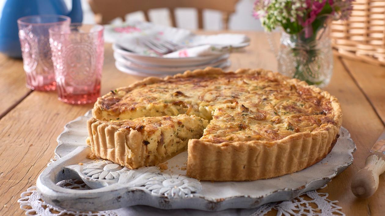 Smoked chicken and COLMAN'S wholegrain mustard quiche – recipe Smoked chicken and COLMAN'S wholegrain mustard quiche – recipe