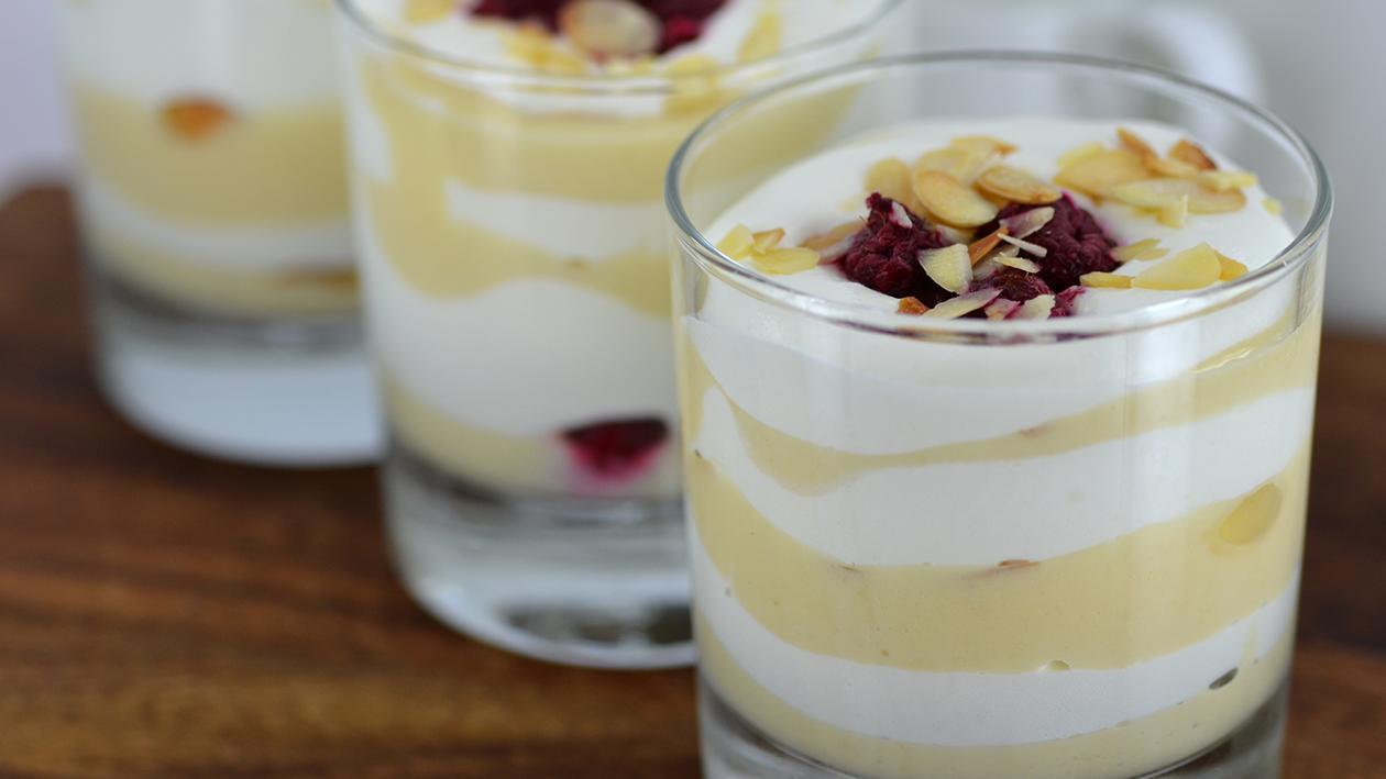 Strawberry & cream parfait – recipe Strawberry & cream parfait – recipe