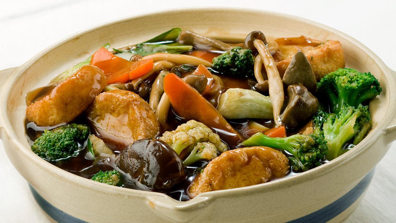 Tofu Seafood Soup | Unilever Food Solutions ID