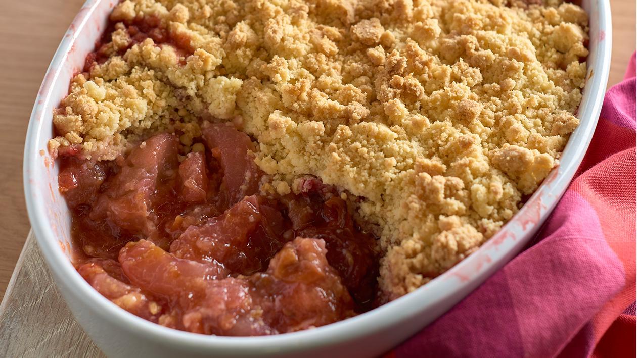 Apple and plum crumble Apple and plum crumble