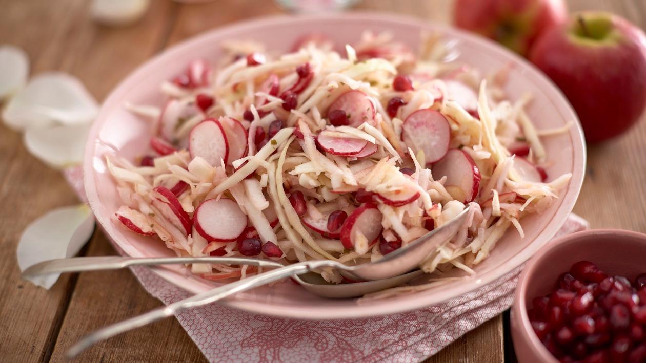 Apple & raddish slaw Apple & raddish slaw