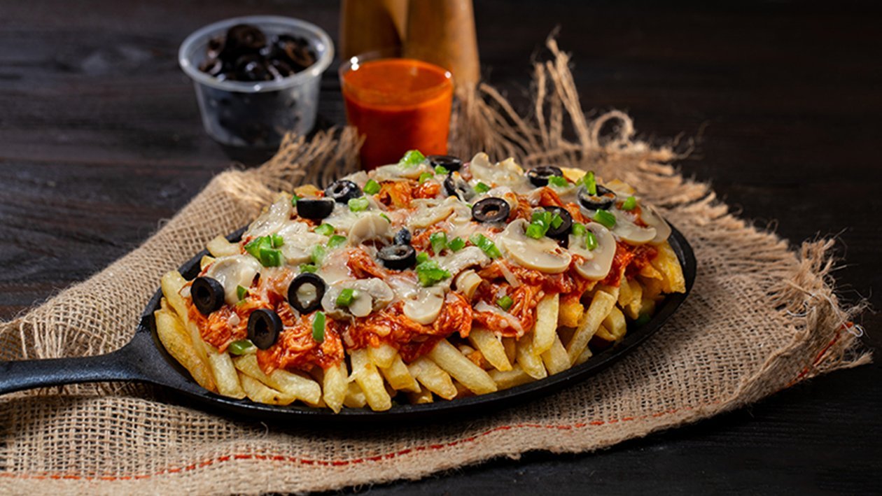 BBQ Chicken Pizza Fries BBQ Chicken Pizza Fries