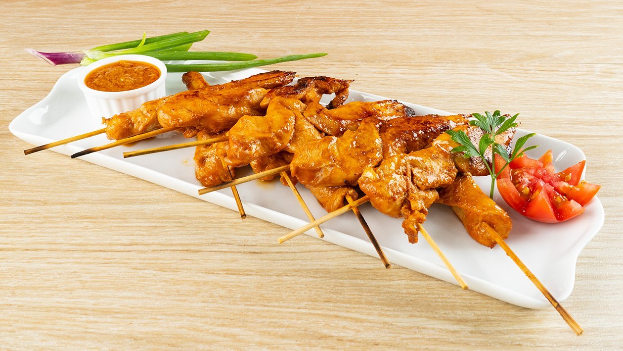 Chicken Satays with Peanut Sauce Chicken Satays with Peanut Sauce