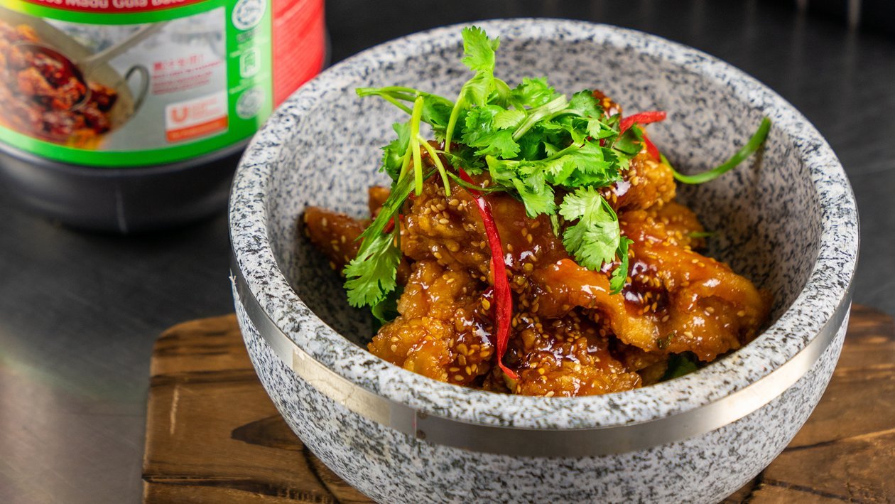 Chicken Chop in Fermented Beancurd in Honey Sauce Chicken Chop in Fermented Beancurd in Honey Sauce