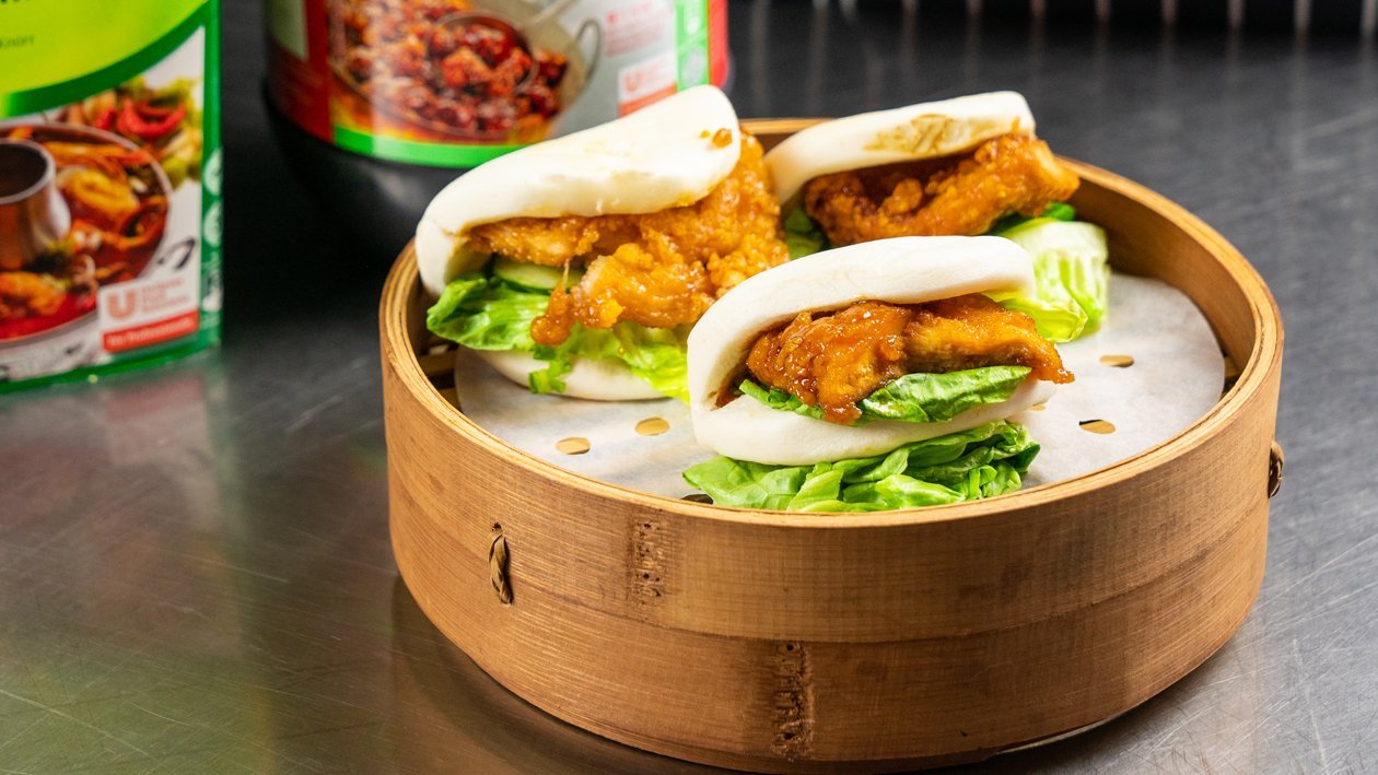 Thai Caramel Crispy Chicken with Lotus Bun Thai Caramel Crispy Chicken with Lotus Bun