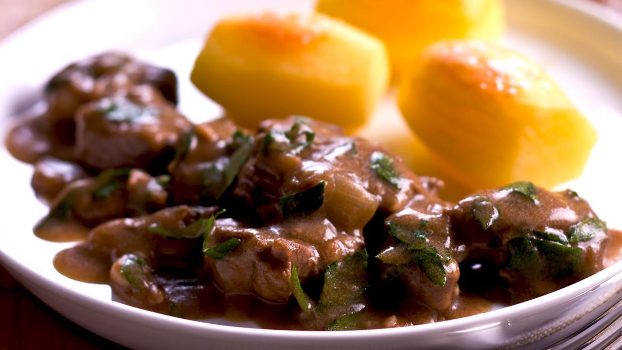 Beef in Stout with Fondant Potatoes – Recipe Beef in Stout with Fondant Potatoes – Recipe