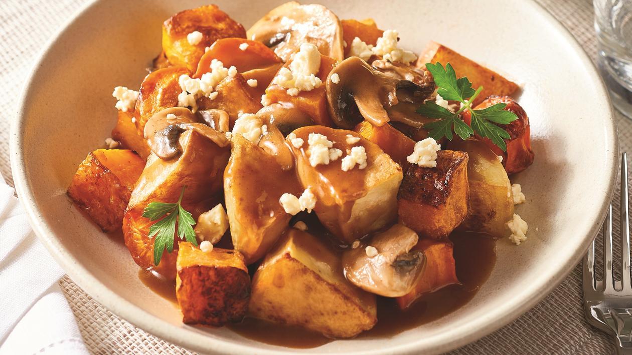 Canadian Baked Vegetable Poutine with Mushroom Gravy – Recipe Canadian Baked Vegetable Poutine with Mushroom Gravy – Recipe