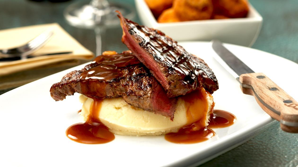 Char Grilled New York Steak, Garlic Mash, Rosemary Sauce, Crumbed Mushrooms – Recipe Char Grilled New York Steak, Garlic Mash, Rosemary Sauce, Crumbed Mushrooms – Recipe
