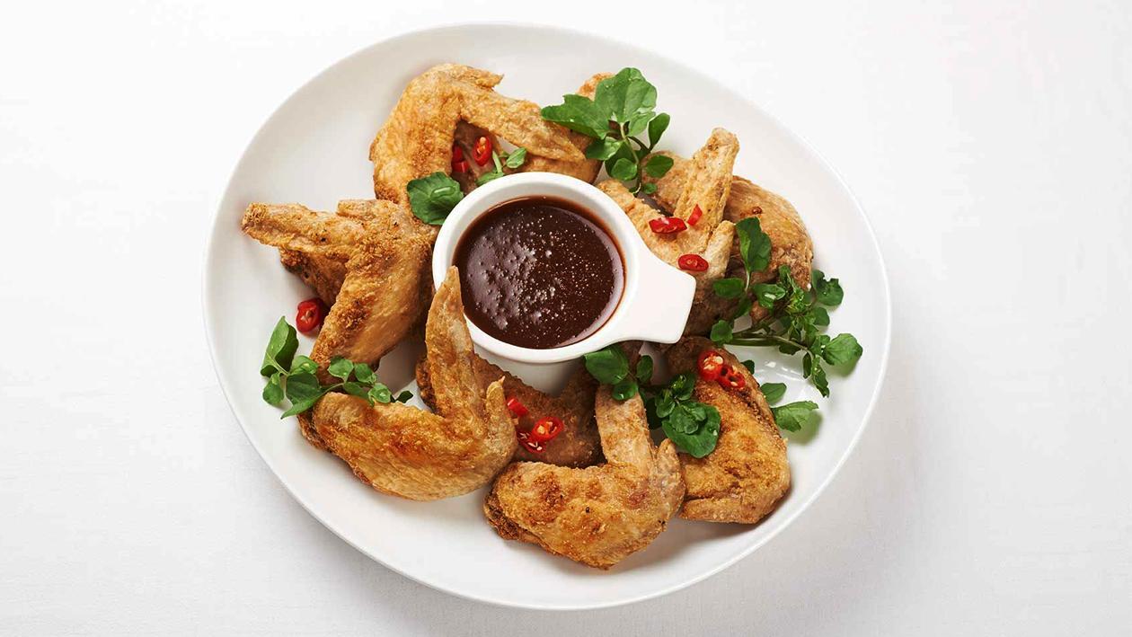 Crispy Salt and Chinese Spice Chicken Wings, Hot Dipping Sauce – Recipe Crispy Salt and Chinese Spice Chicken Wings, Hot Dipping Sauce – Recipe