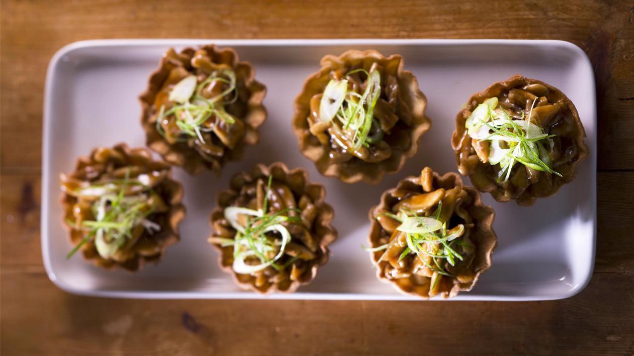 Mini Honey Soy Chicken Baskets – Recipe Mini Honey Soy Chicken Baskets – Recipe