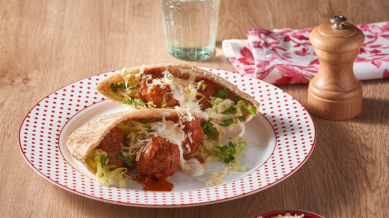 Parmigiana Meat Balls in Pitta bread – Recipe Parmigiana Meat Balls in Pitta bread – Recipe