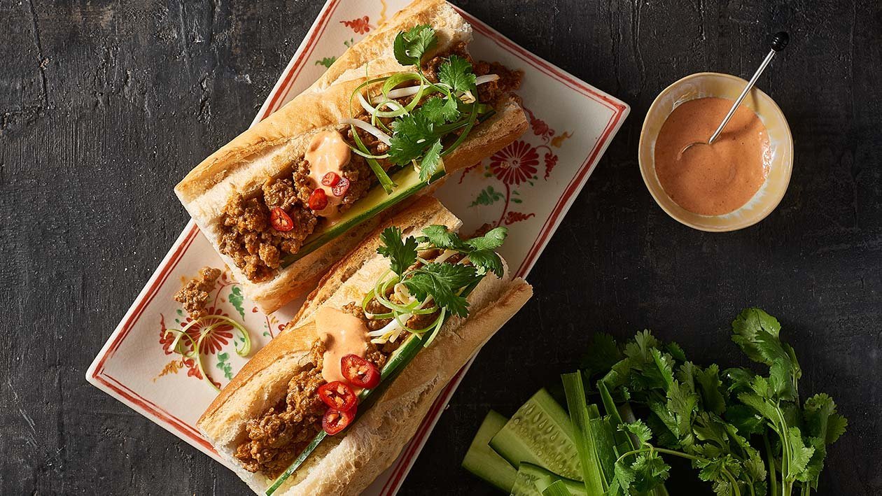 Red Curry Banh Mi – Recipe Red Curry Banh Mi – Recipe