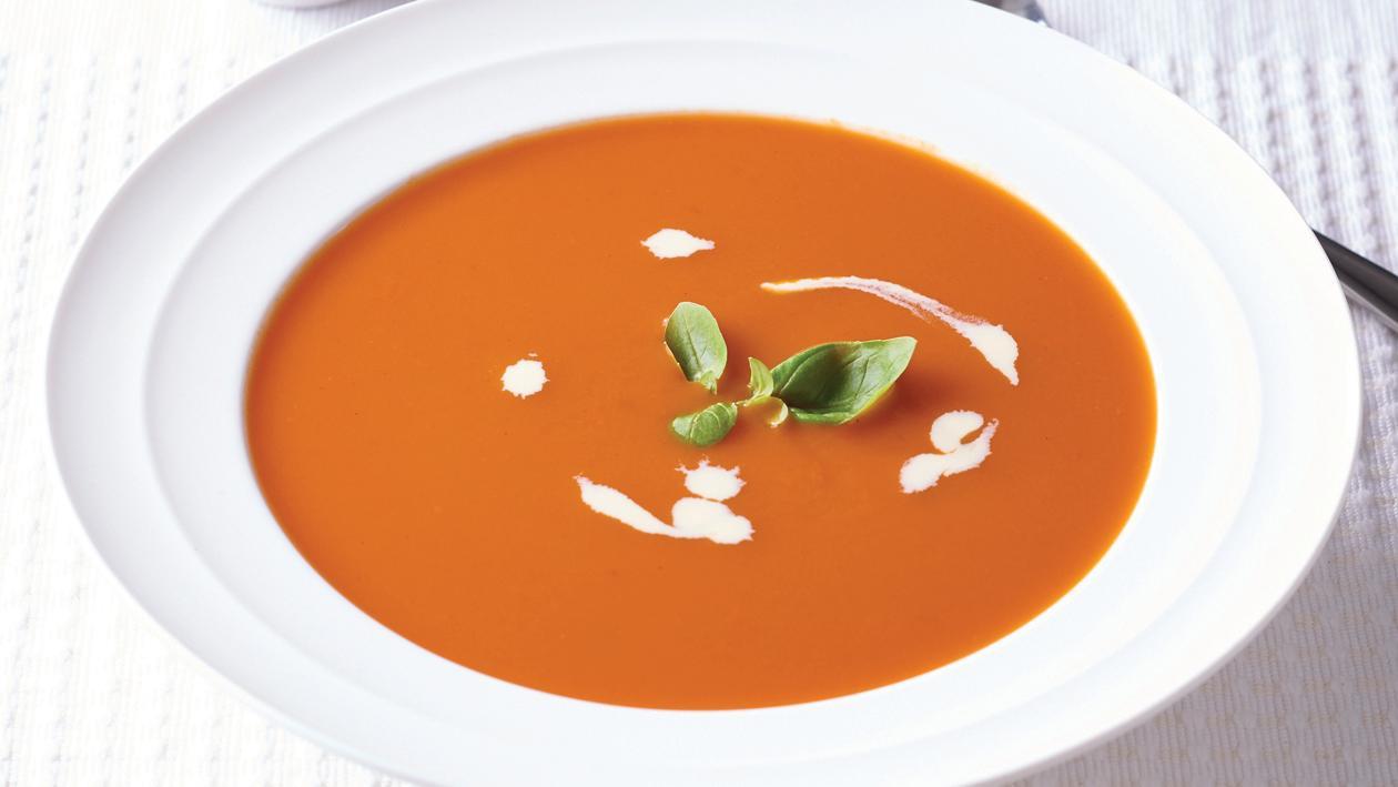 Rich & Creamy Tomato & Basil Soup – Recipe Rich & Creamy Tomato & Basil Soup – Recipe