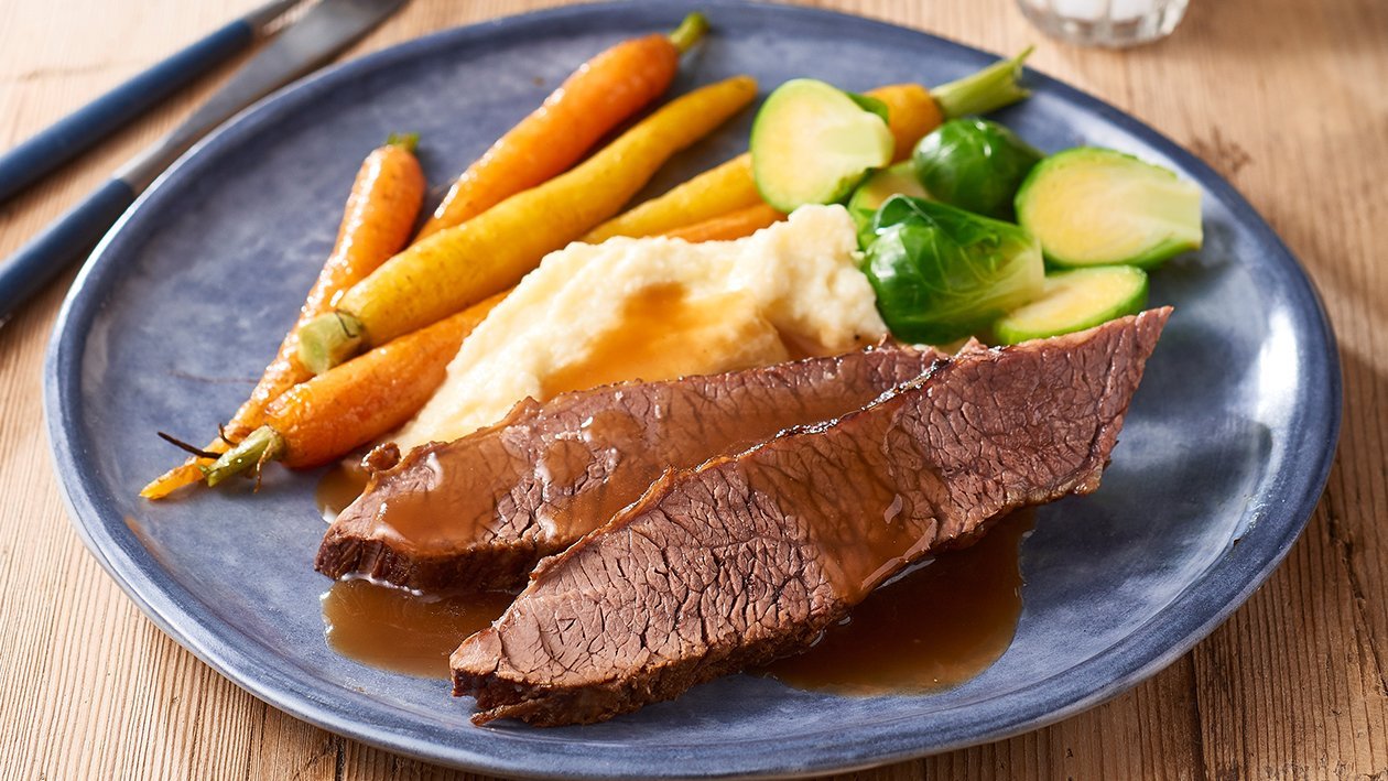 Slow Braised Beef Brisket with Cauliflower Puree – Recipe Slow Braised Beef Brisket with Cauliflower Puree – Recipe