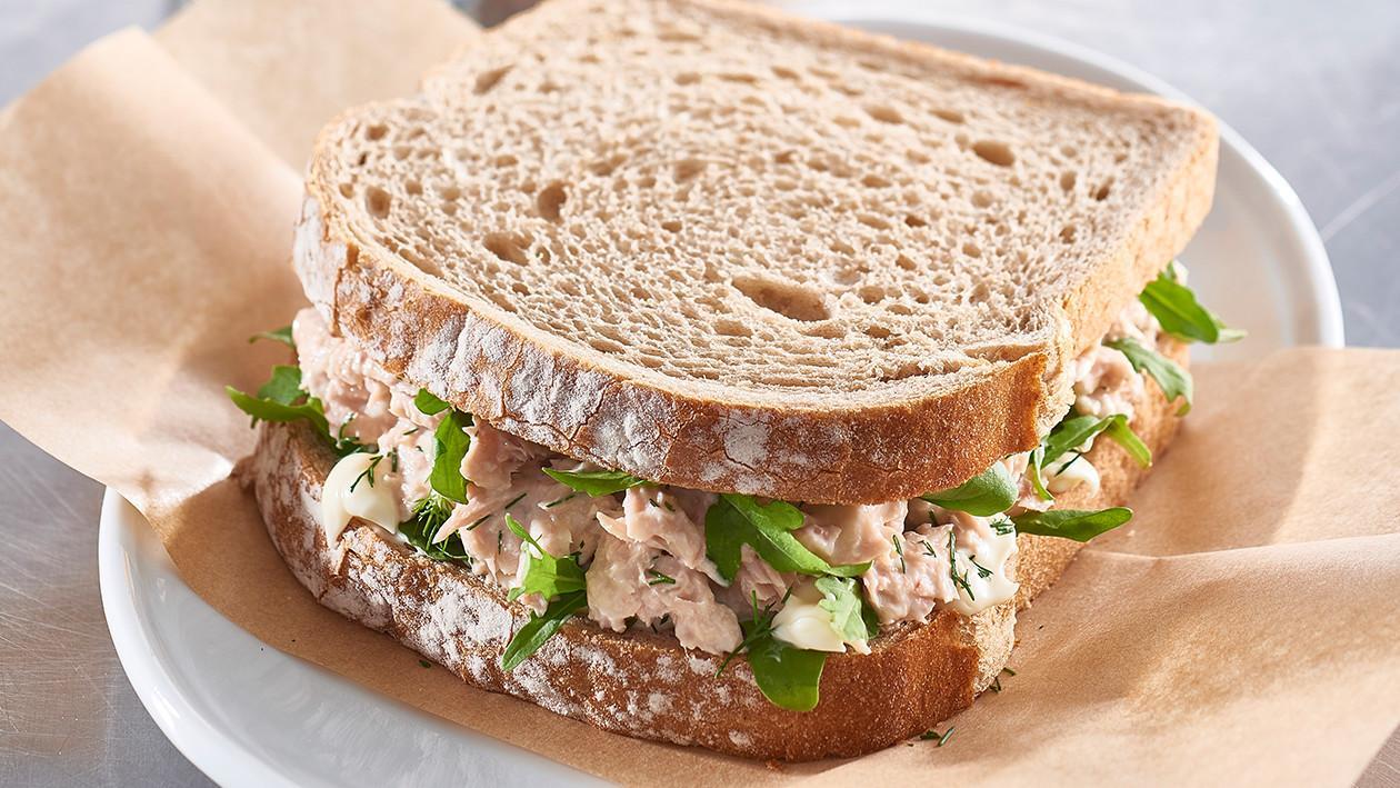 Spring Water Tuna on Rye with Fresh Dill, Mayo and Rocket – Recipe Spring Water Tuna on Rye with Fresh Dill, Mayo and Rocket – Recipe