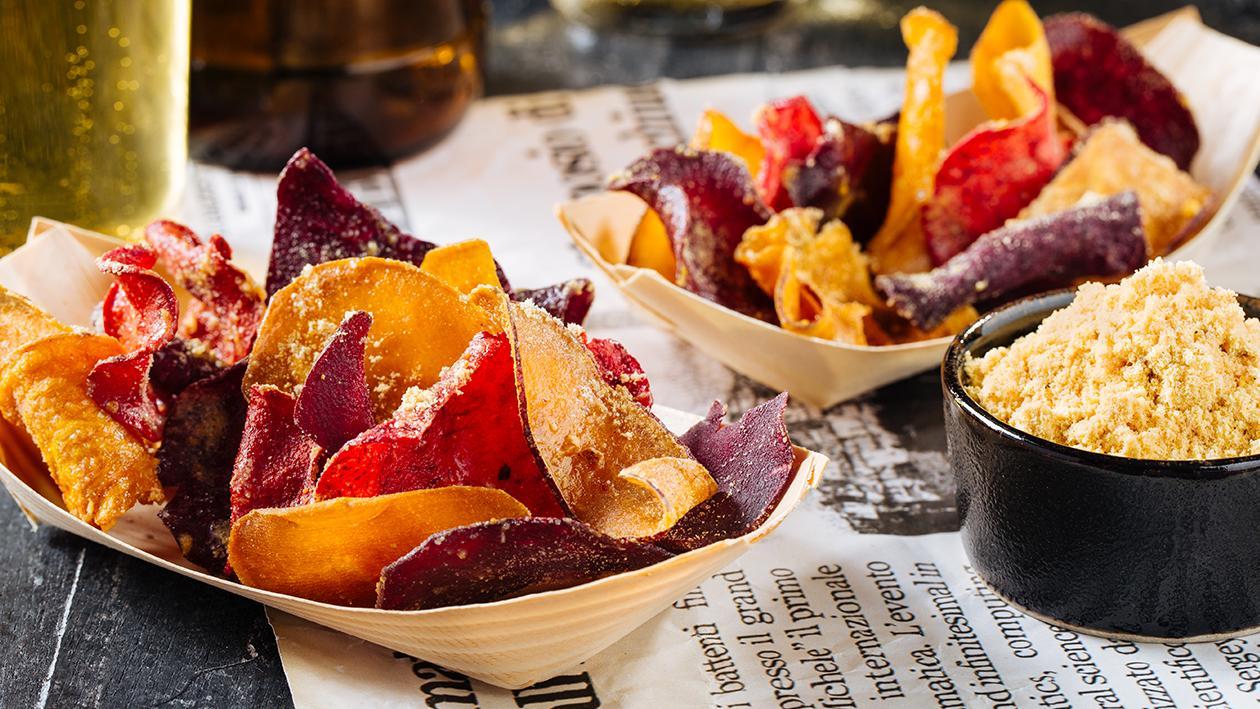 Vegetable Chips with Salted Egg Sprinkle Vegetable Chips with Salted Egg Sprinkle