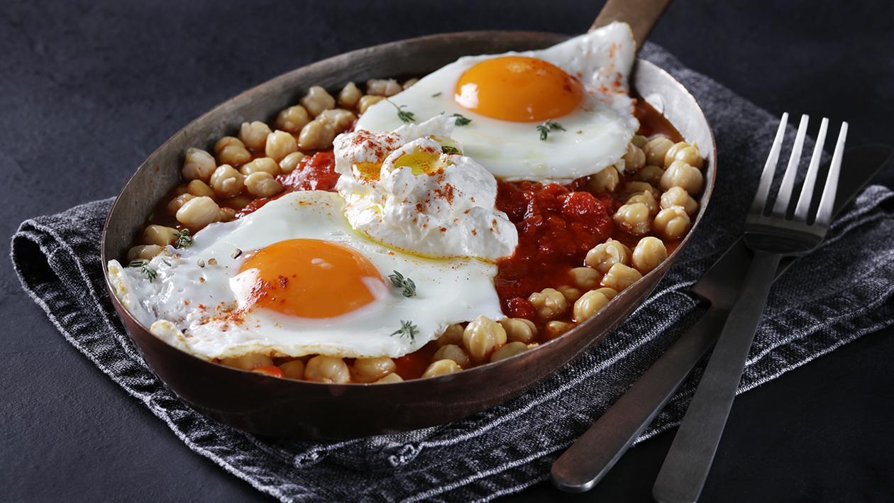 Shakshuka with Chickpeas Shakshuka with Chickpeas