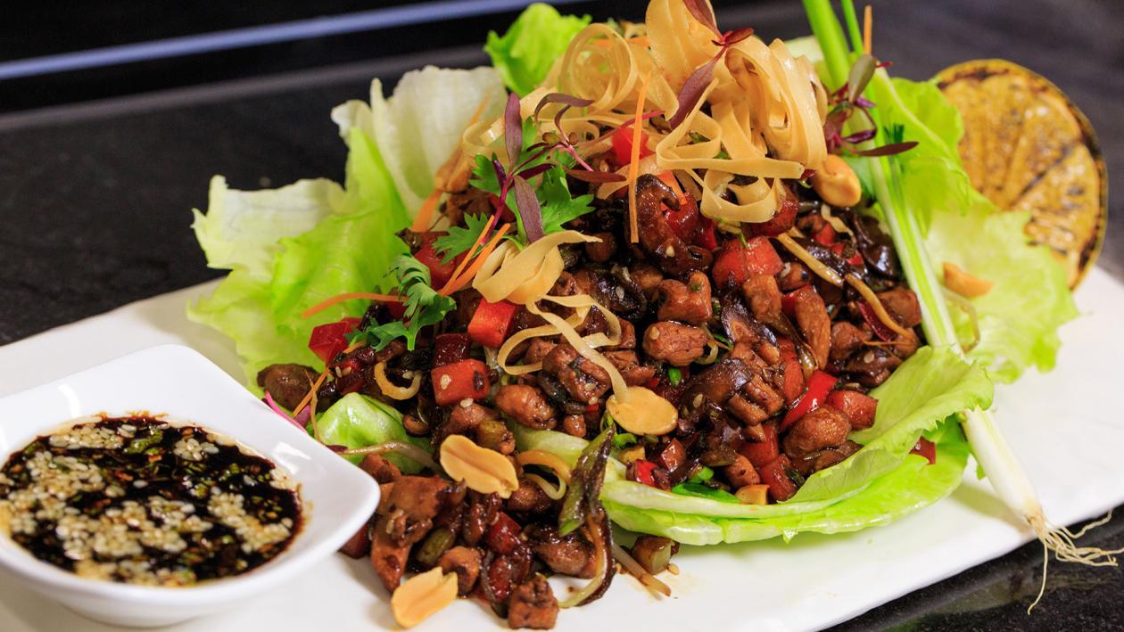 Asian Chicken Lettuce Cups Asian Chicken Lettuce Cups