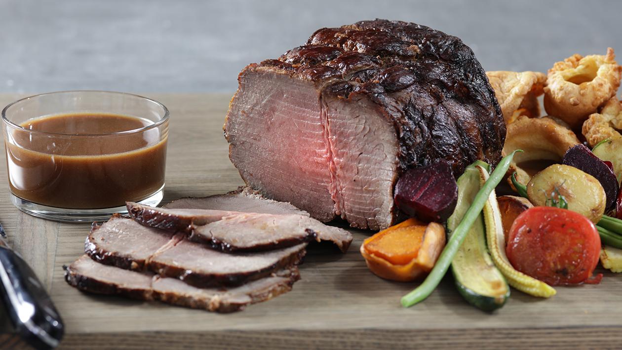 Classic Roast Beef with Gravy Recipe | Unilever Food Solutions