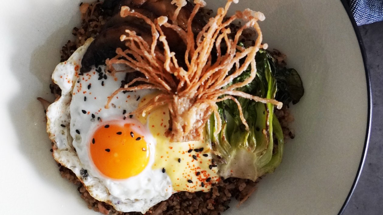 Mushroom Quinoa Brunch Bowl Recipe Unilever Food Solutions