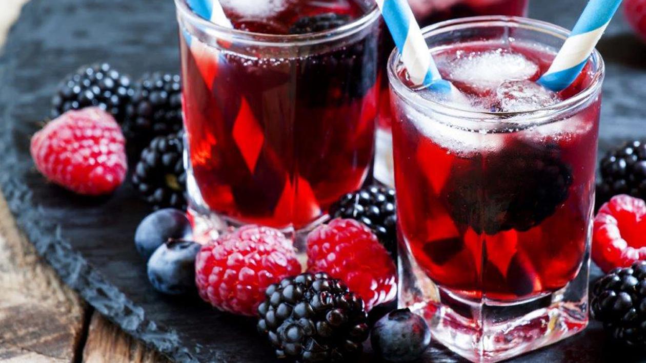 Pomegranate Wild Berry Ice Tea Pomegranate Wild Berry Ice Tea