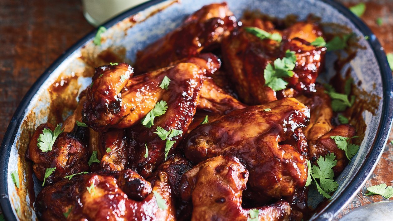 Teriyaki Chipotle Buffalo Wings | Unilever Food Solutions