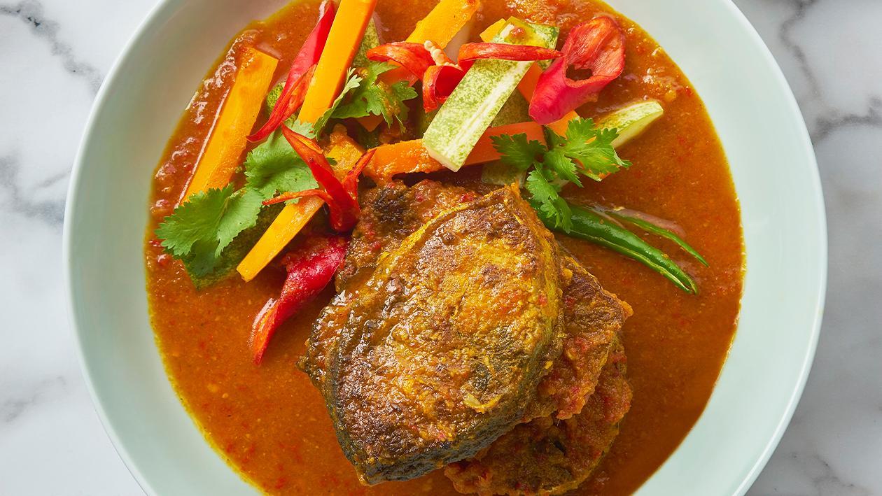 Crispy Fish Fillet with Pickled Vegetables Crispy Fish Fillet with Pickled Vegetables