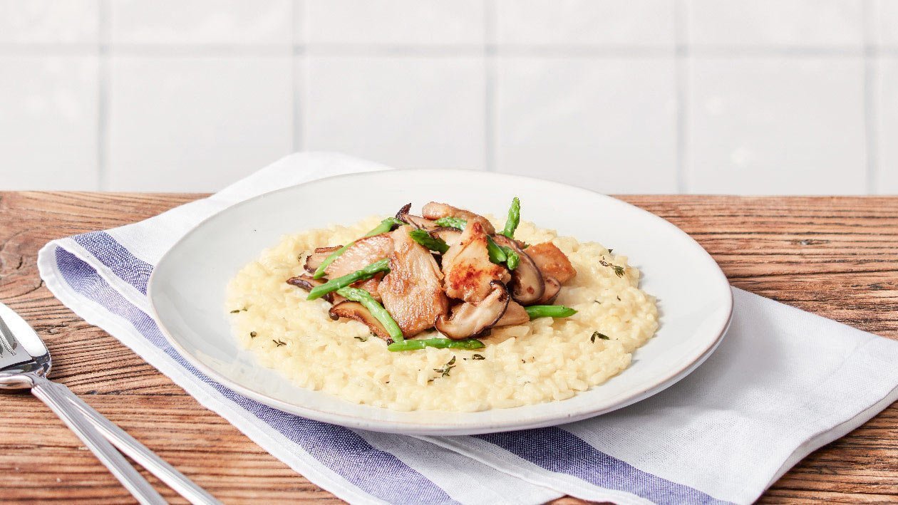 Risotto with NoChicken Chunks and Fresh Mushrooms Risotto with NoChicken Chunks and Fresh Mushrooms