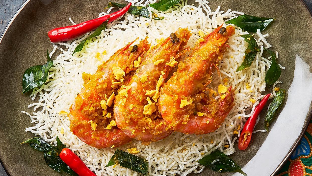 Salted Egg Prawn on Crispy Noodles Salted Egg Prawn on Crispy Noodles