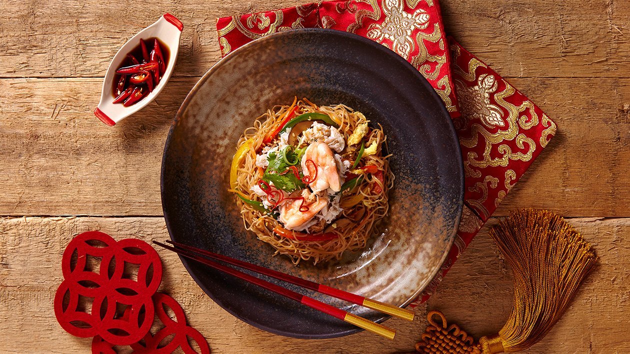 Stir Fried Mee Sua with Crab Meat and Prawn Stir Fried Mee Sua with Crab Meat and Prawn