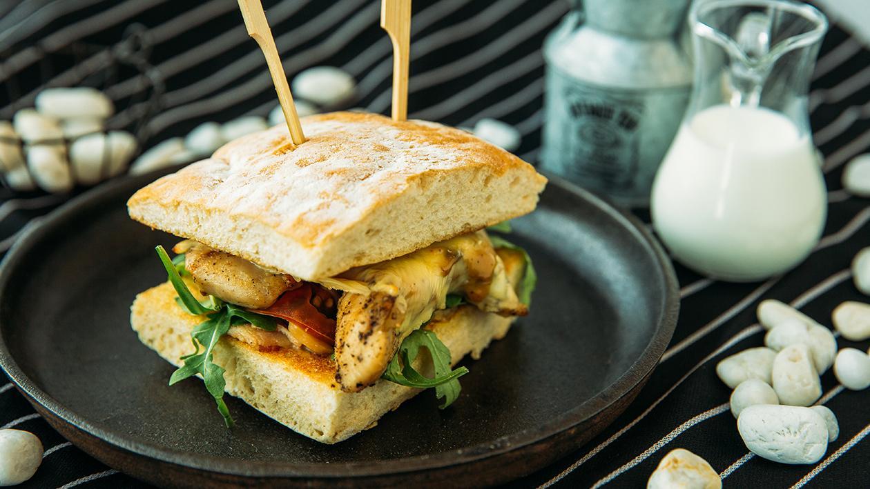 Asean chicken mushroom sandwich Asean chicken mushroom sandwich