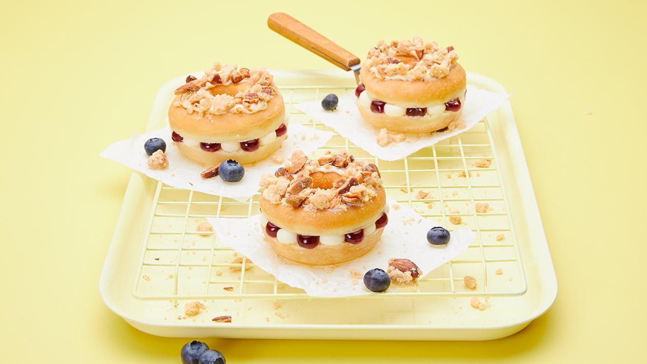 Blueberry Cream Cheese Donut Blueberry Cream Cheese Donut