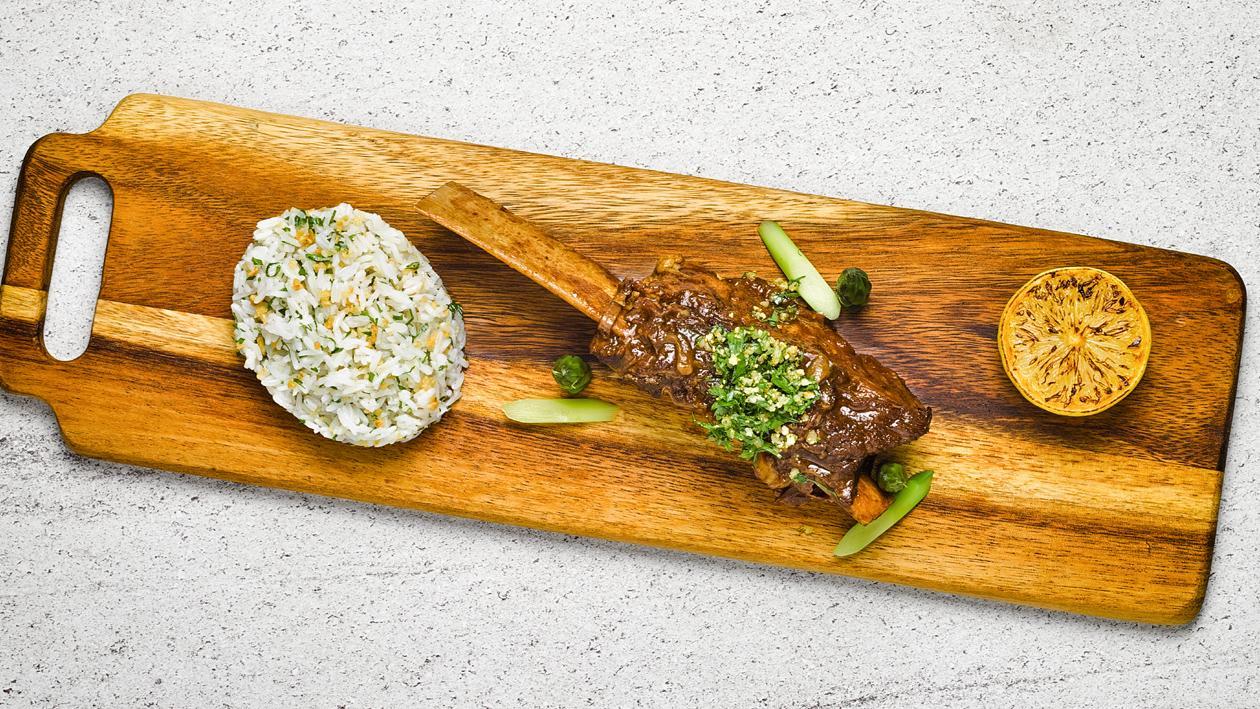 Braised Beef Short-Ribs with Gremolata & Garlic Rice Braised Beef Short-Ribs with Gremolata & Garlic Rice