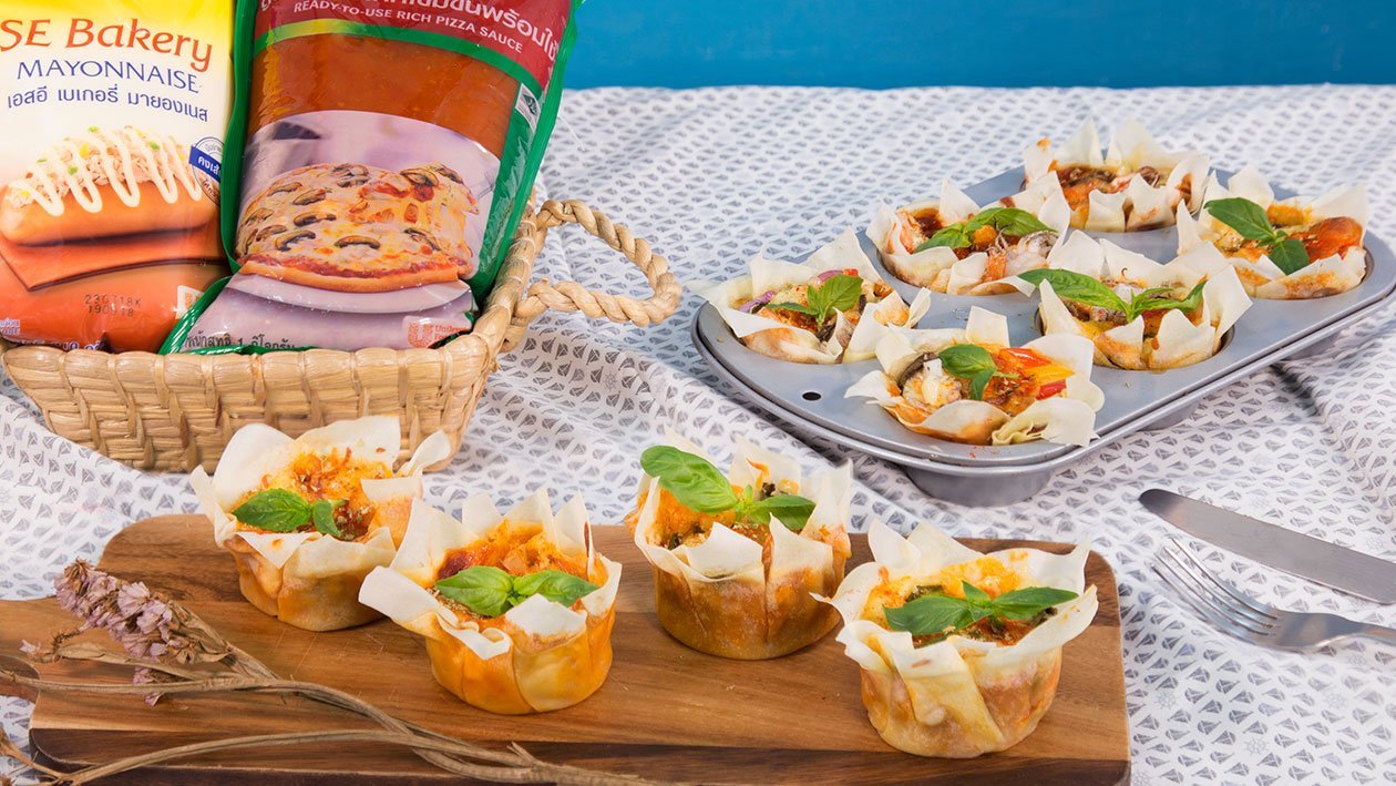 Crispy Basket with Seafood Pizza Sauce Crispy Basket with Seafood Pizza Sauce