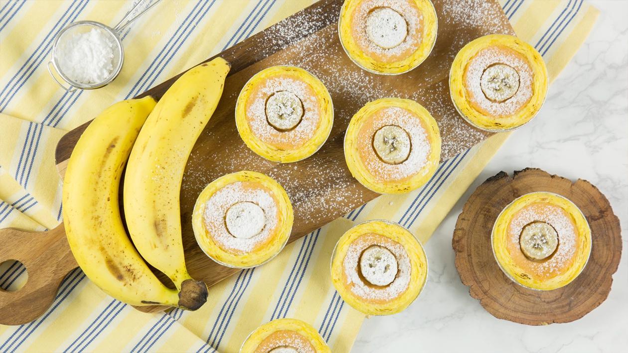 Egg Custard Tart with Banana Egg Custard Tart with Banana