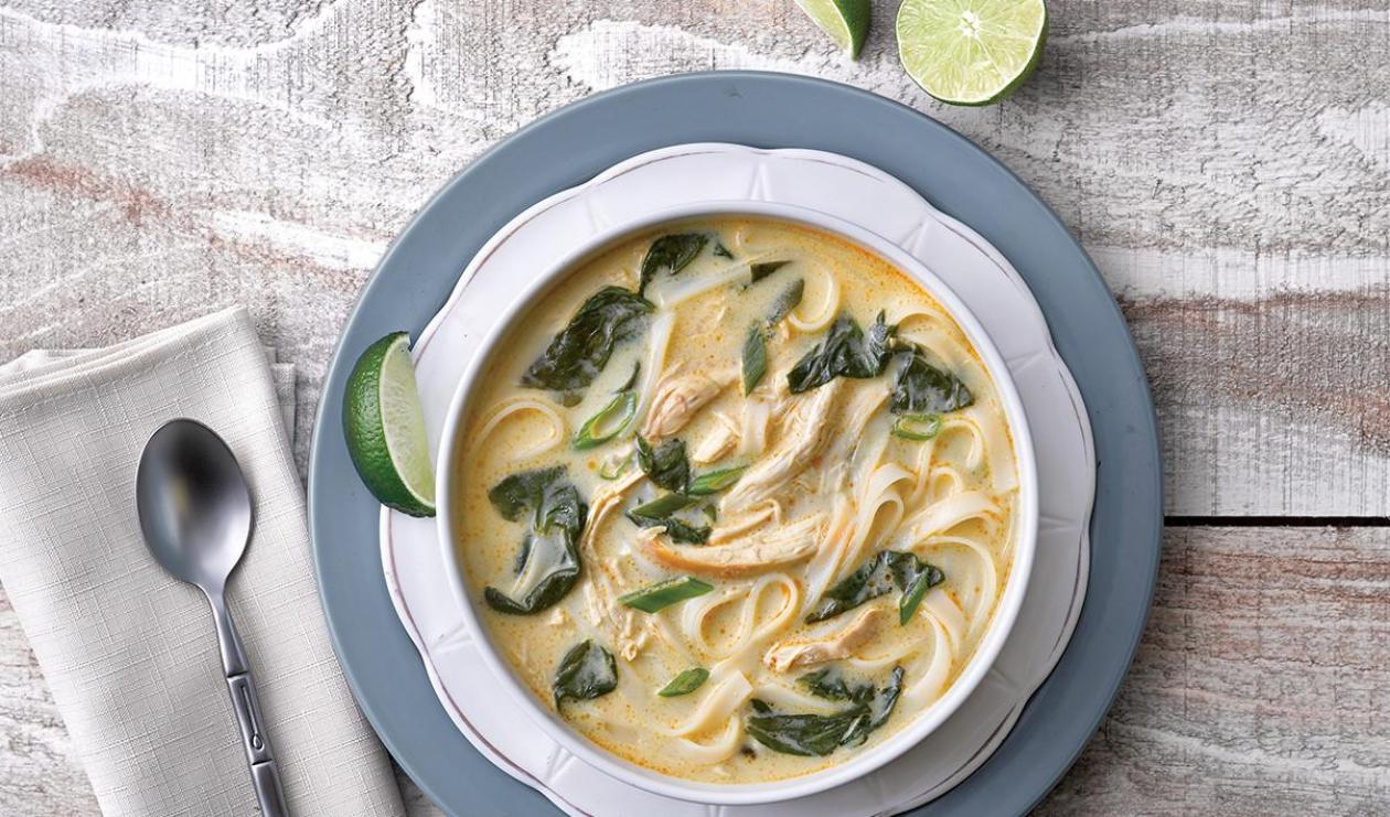 Curried Chicken Coconut Soup with Noodles – recipe Curried Chicken Coconut Soup with Noodles – recipe
