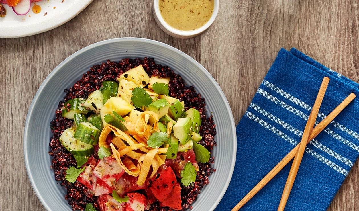 Tuna Poke Taco Bowl with Pineapple and Pickled Cucumber – recipe Tuna Poke Taco Bowl with Pineapple and Pickled Cucumber – recipe