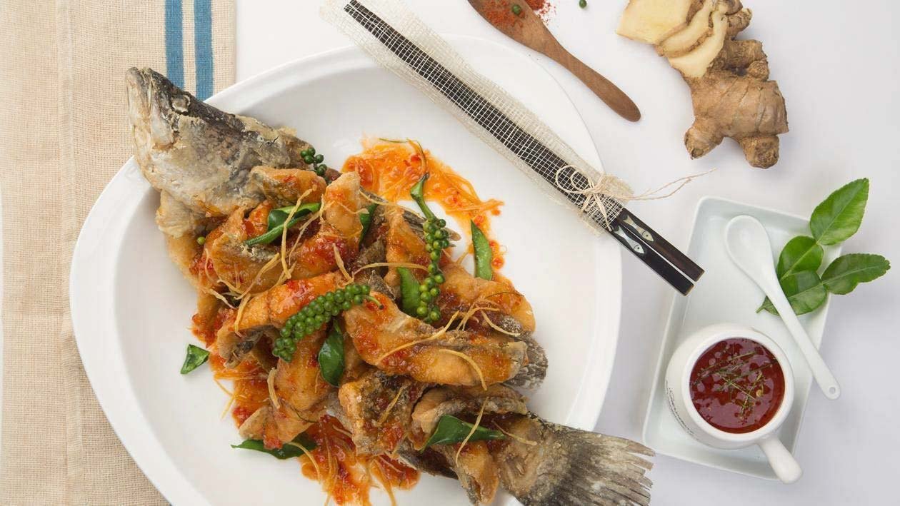 Fried Seabass Fish with Sweet Chilli Sauce Fried Seabass Fish with Sweet Chilli Sauce