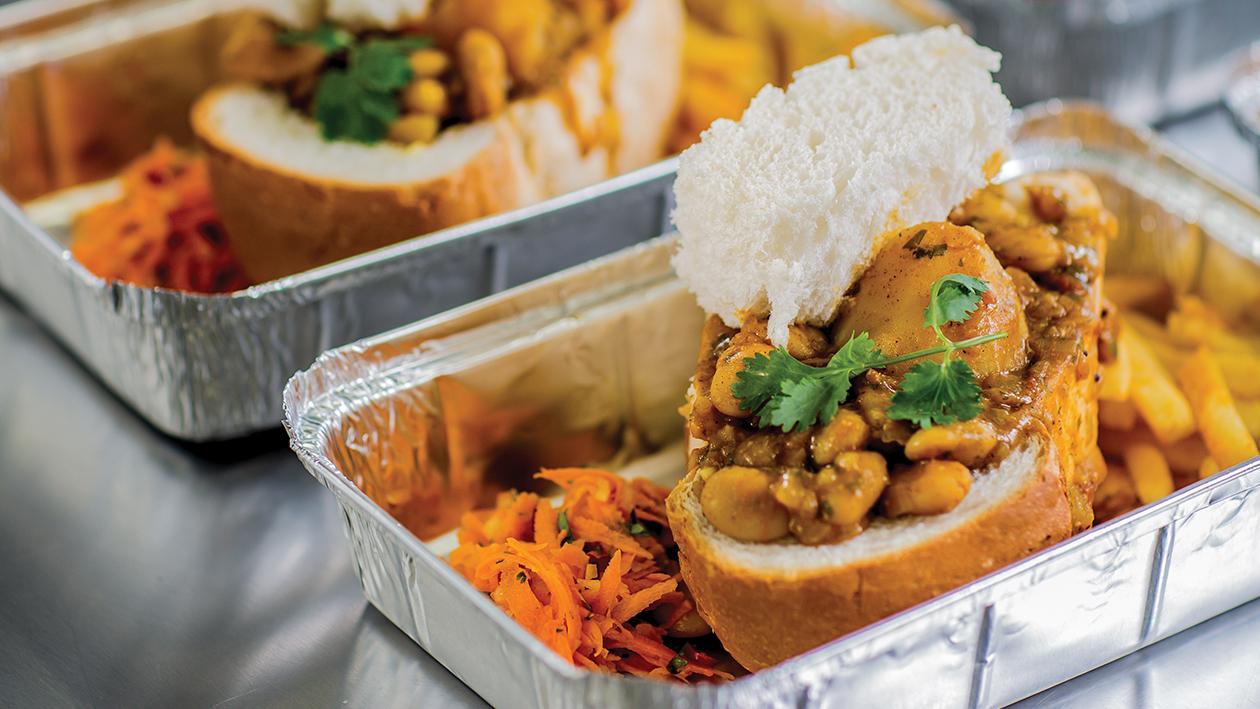 Butter Bean and Potato Bunny Chow | Unilever Food Solutions