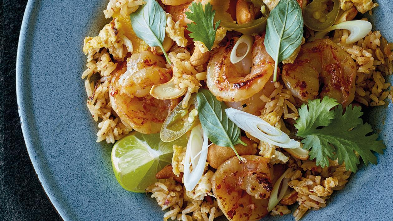Arroz frito con langostinos y pollo Arroz frito con langostinos y pollo
