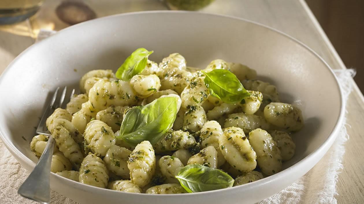 Ñoquis de papa con pesto Ñoquis de papa con pesto
