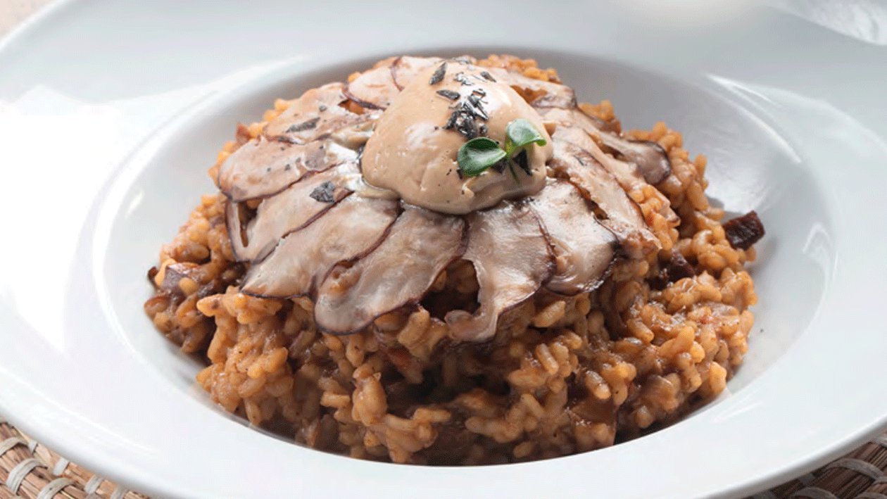 Arroz Cremoso de presa iberica y shiitake con mayonesa de foie Arroz Cremoso de presa iberica y shiitake con mayonesa de foie