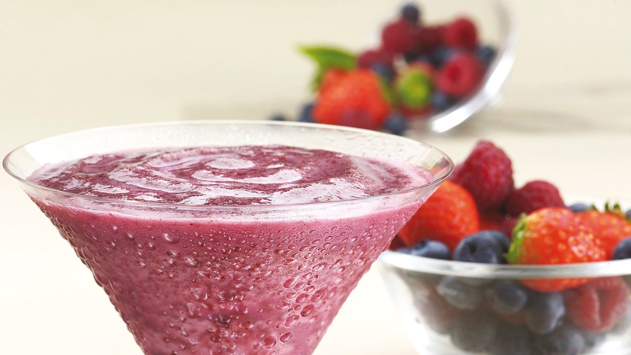 Batido fresco de frutas del bosque Batido fresco de frutas del bosque