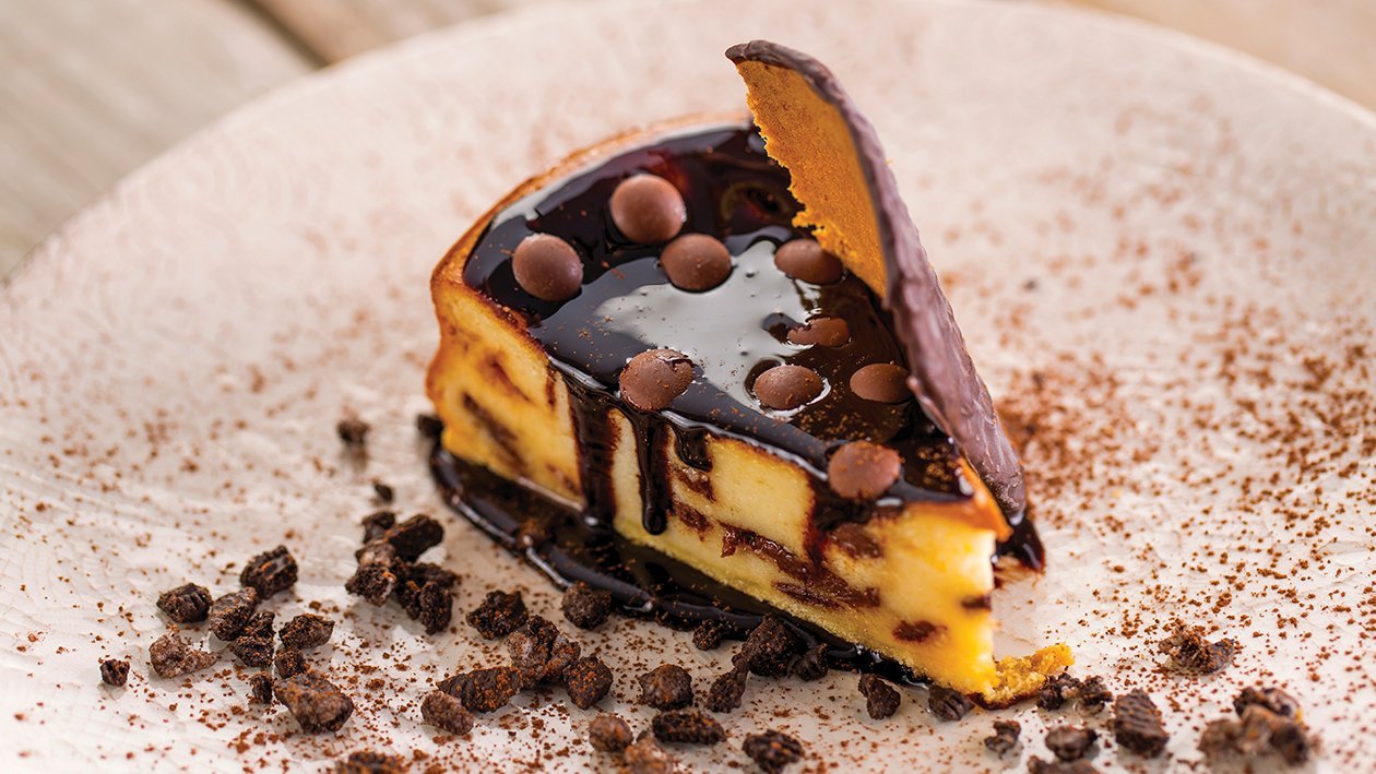 Cheesecake cremoso con chocolate Cheesecake cremoso con chocolate