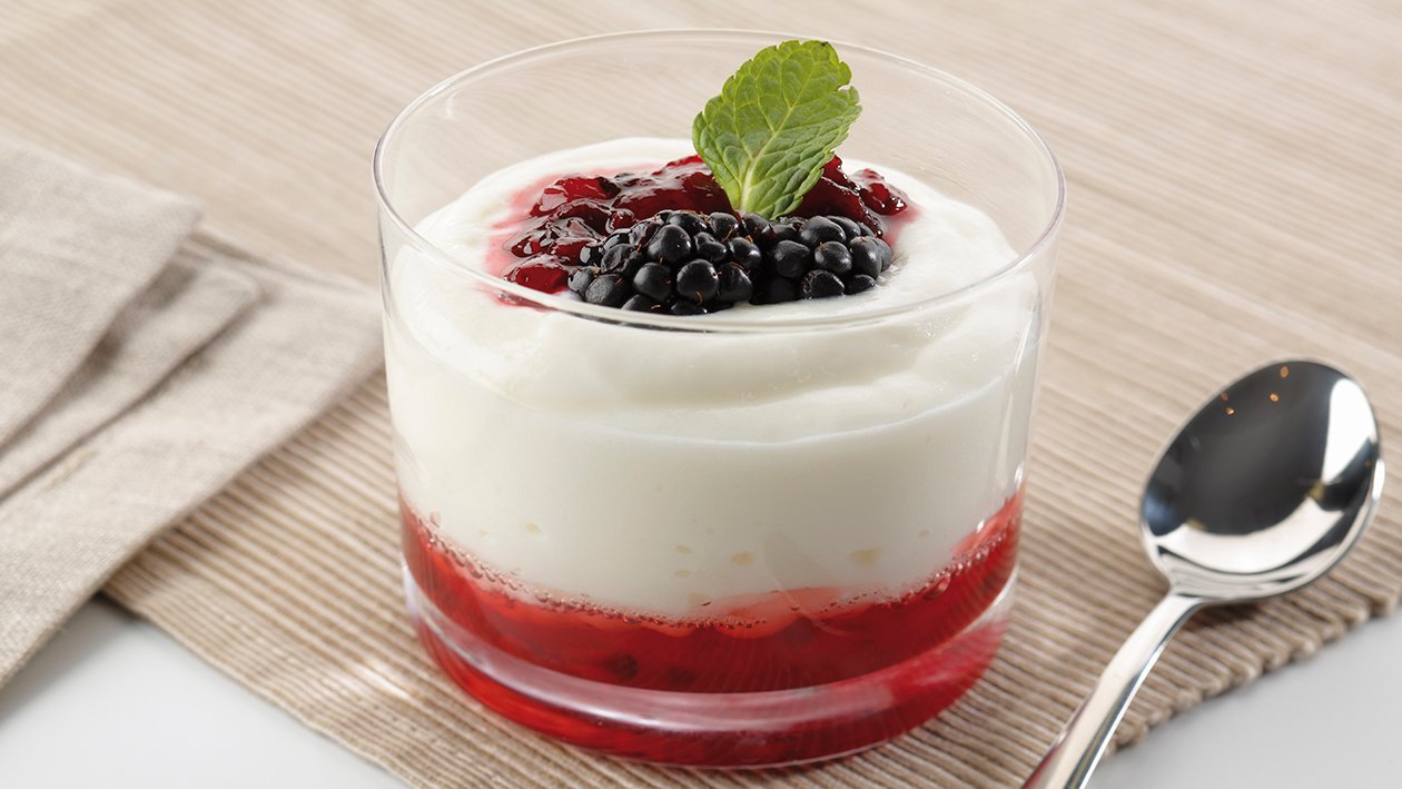 Crema sabor yogur con frutas del bosque Crema sabor yogur con frutas del bosque